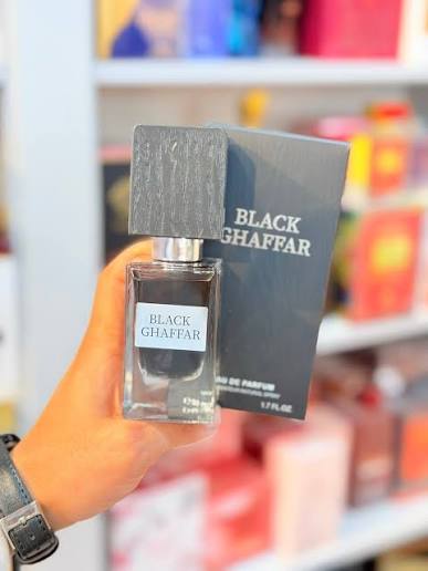 Флакон Black Ghaffar в коробке