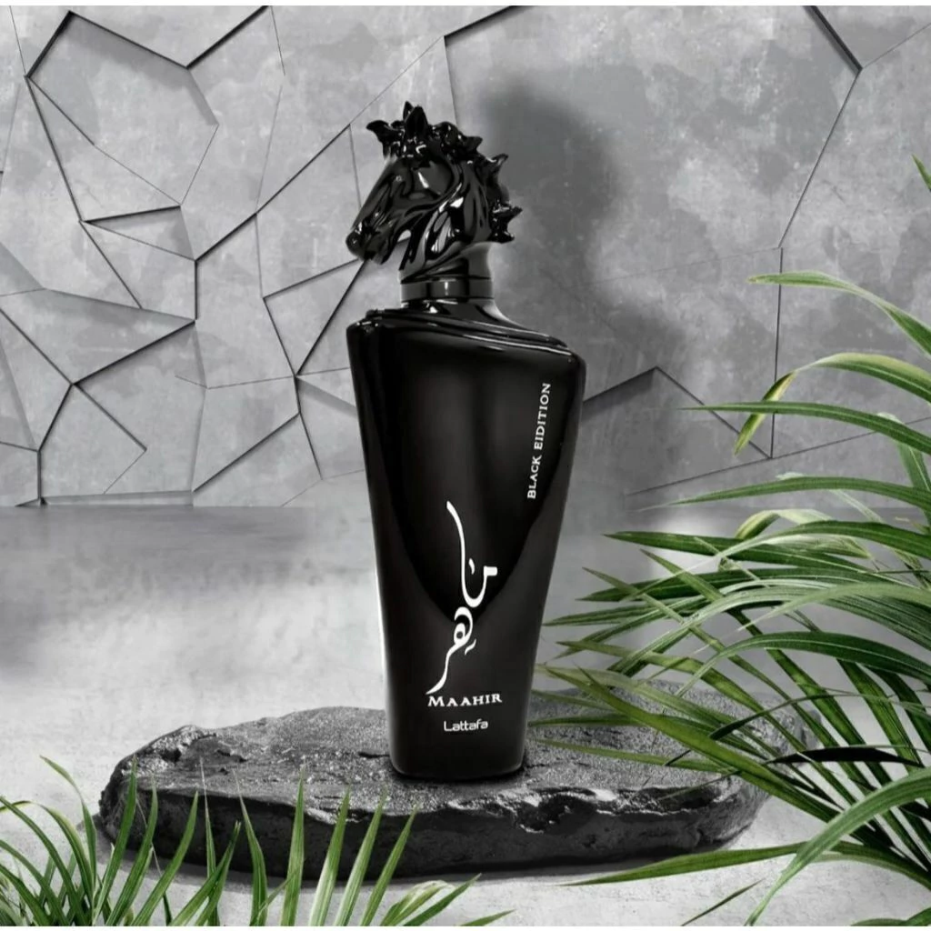 Флакон Lattafa Maahir Black в коробке